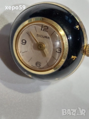 Дамски часовник-колие топка с емайл, 450 лв, снимка 5 - Дамски - 52537478