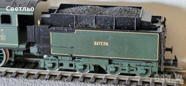 Локомотив BAYERN на Trix H0 1:87 модел, снимка 3 - Колекции - 53148203