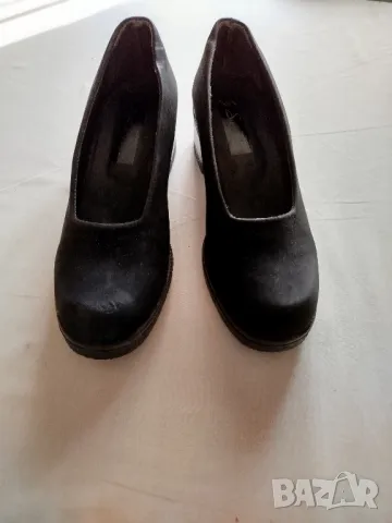 Дамски обувки от естествен набук, снимка 2 - Дамски обувки на ток - 48849554