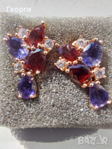 Изящни дамски сребърни обеци с пурпурен Иолит,червен Гранат,бял Топаз, снимка 4 - Обеци - 36482284