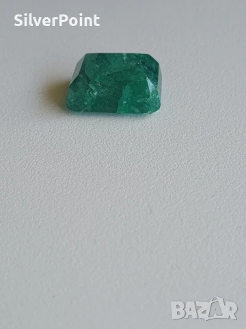 Изумруд голям, снимка 3 - Други - 46543445