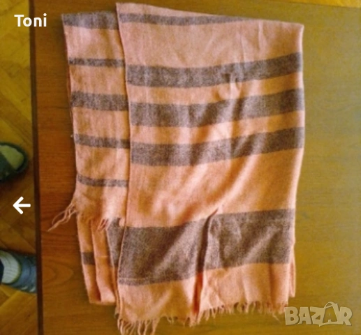 13 броя женски шал 6 от тех копринени цената е по договаряне , снимка 3 - Шалове - 53412228