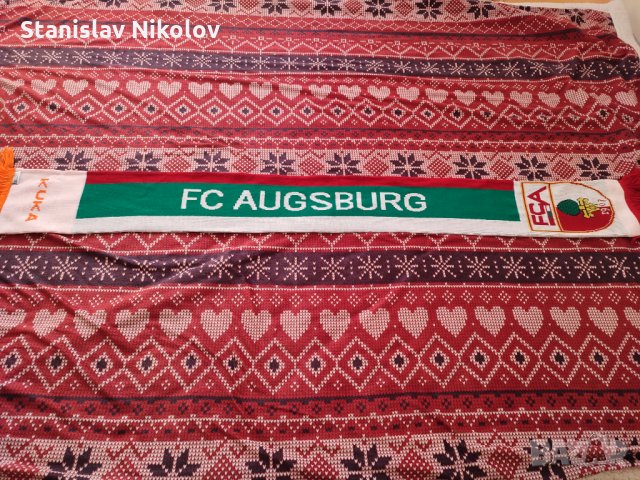 Футболен шал на FC Augsburg