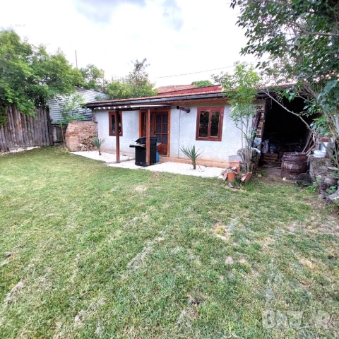 Продава къща / вила в село Остра могила, обл. Стара Загора, снимка 10 - Къщи - 50929067