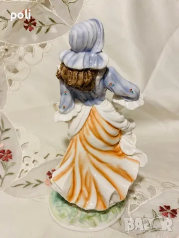 порцеланова статуетка , снимка 3 - Статуетки - 48229611