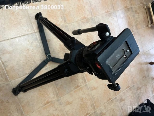 Професионален статив за камера, снимка 4 - Чанти, стативи, аксесоари - 52593827