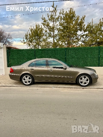 Супер запазен Мерцедес W211 - 2007 год., снимка 4 - Автомобили и джипове - 52965485