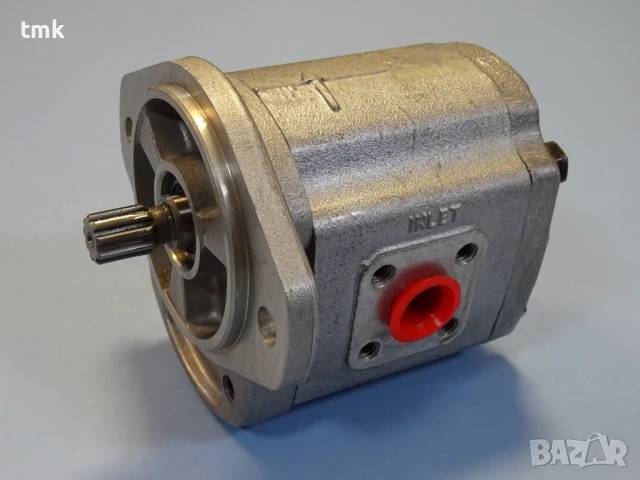 Хидравлична помпа DOWTY 1P 2060 CSSFB Hydraulic pump 1500min-1, снимка 2 - Резервни части за машини - 50938744