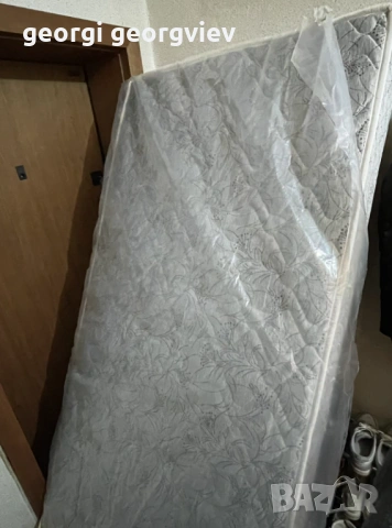 Продавам матрак Бонел 90/200