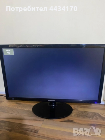 Samsung S24D300H – 24" Full HD монитор – употребяван, напълно работещ, снимка 3 - Монитори - 52532307
