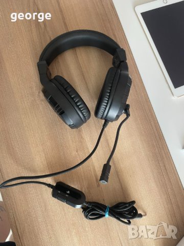 Геймърски слушалки Nacon Bigben PS4 Official Headset V3 Titanium, Микрофон, снимка 3 - Слушалки и портативни колонки - 43864233