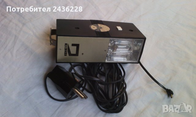 Ретро Фотоапарат Смена 8М с лента и светкавица, СССР, Много запазен., снимка 4 - Антикварни и старинни предмети - 26708603