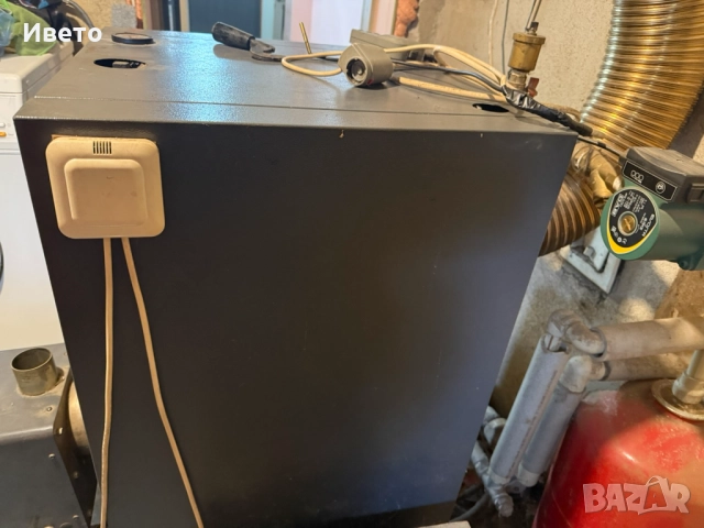 Чугунен пелетен котел Romstal 30kw използван, снимка 2 - Камини - 51869616