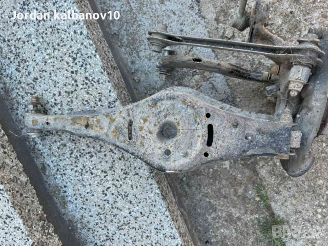 Окачване от задна лява страна на Туаран Touran само за 150Eur., снимка 10 - Части - 53309338