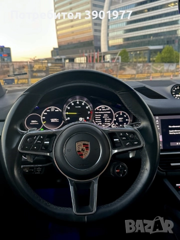 Porsche Cayenne E-Hybrid* Sport Chrono* 21 RS SPYDER* LED-MATRIX , снимка 4 - Автомобили и джипове - 50652845