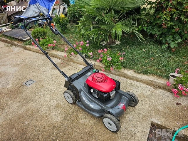 САМОХОДНА КОСАЧКА HONDA 537 HRX. ПЕРФЕКТНА. , снимка 14 - Градинска техника - 51205879