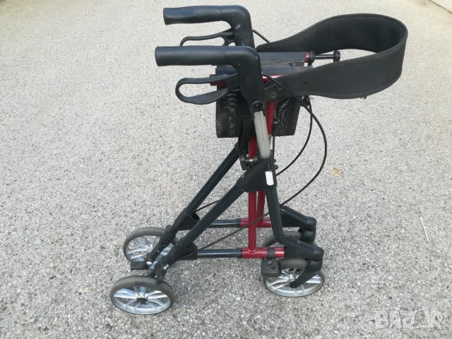 Лека алуминиева проходилка за възрастни хора /Ролатор / , снимка 3 - Ролатори - 40419955