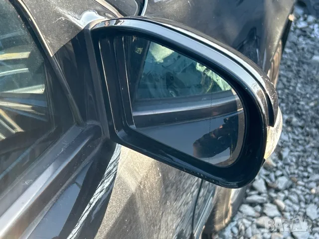 дясно черно огледало с мигач за мерцедес Е класа W211 модел 2003 година, снимка 2 - Части - 48702306