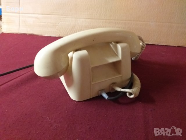 Стар телефон, снимка 5 - Стационарни телефони и факсове - 34595416
