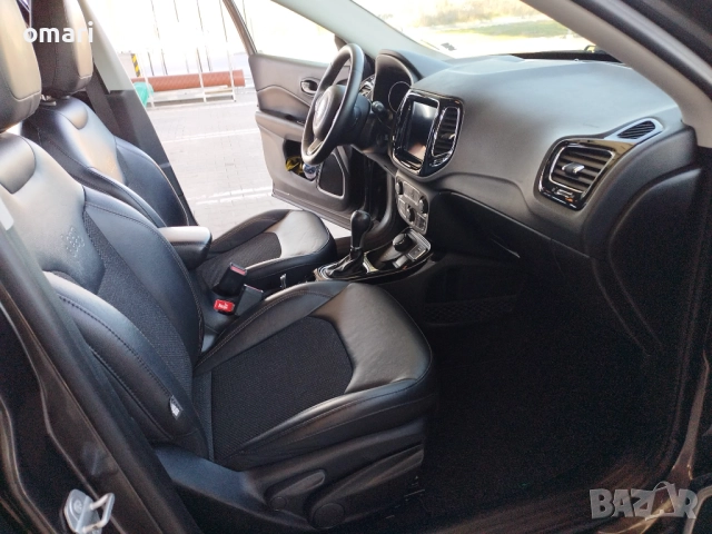 Jeep Compass 2.0 LIMITED/DISTRONIC /САМОПАРКИРАНЕ, снимка 10 - Автомобили и джипове - 52772746