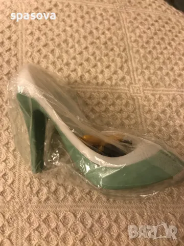 Сапунерка дамска обувка нов