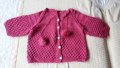 Детска - бебешка лилава жилетка ръчно плетена