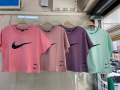 Дамски памучни тениски Nike - няколко цвята - два модела - 35 лв., снимка 1 - Тениски - 44895601