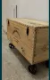 Намален на 300лв.Сандък ,от дърво и метални колела и обков, снимка 3