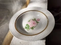 Порцеланова чиния с роза и златен кант маркировка порцелан, снимка 2