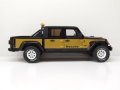 Jeep Gladiator Honcho Pick Up 2020 - мащаб 1:18 на GT Spirit моделът е нов в кутия, снимка 4