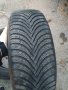 Зимни гуми две пирели и две мишелин, снимка 2