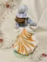 порцеланова статуетка , снимка 3