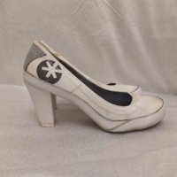 Pinko обувки с ток, снимка 1 - Дамски обувки на ток - 27943391