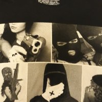 Гъзарска тениска черна с принт GANGSTA-GIRLS и мадами-гангстери.Изчистен черен гръб. , снимка 4 - Тениски - 37416330