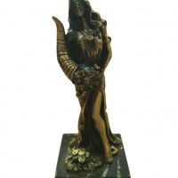 Статуетка Ahelos, Богиня Тихи, Метална, Черна оскидация, 13 см, снимка 1 - Арт сувенири - 38081771