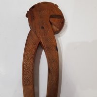  Дървена винтидж лешникотрошачка, снимка 5 - Антикварни и старинни предмети - 33590485