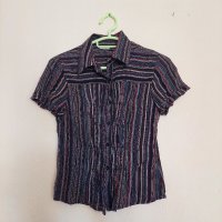 Дамска карирана риза с къс ръкав в размер S, снимка 1 - Ризи - 19569244