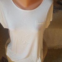 Дамска блузка лека материя, снимка 1 - Тениски - 36780728