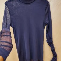 Блуза Финна материя ., снимка 1 - Блузи с дълъг ръкав и пуловери - 43618654