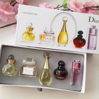Сет Cristian Dior-комплект парфюми, снимка 1 - Комплекти и лотове - 41873443