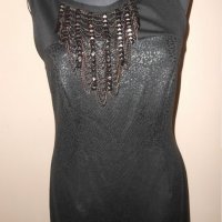 Елегантна черна рокля MAX&Co, снимка 4 - Рокли - 27420513