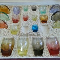 Бохемия чаши в куфар чешко цветно стъкло , снимка 8 - Антикварни и старинни предмети - 27748661