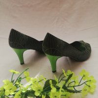 Ефектни дамски обувки със зелен ток, снимка 4 - Дамски елегантни обувки - 28556733