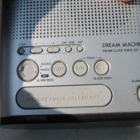 Радио "Sony" с аларма, снимка 8 - Радиокасетофони, транзистори - 44898502