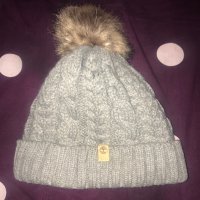 Timbarland зимна шапка размер м, снимка 1 - Шапки - 43140956