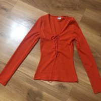 Блуза , снимка 4 - Блузи с дълъг ръкав и пуловери - 38629034