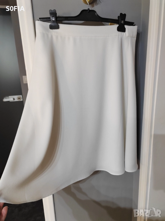 Taifun бяла пола под коляното межу М и L, снимка 1