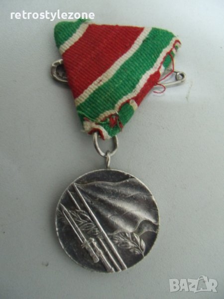 № 7327 стар медал / нагръден знак - ''Отечествена война 1944-1945'', снимка 1