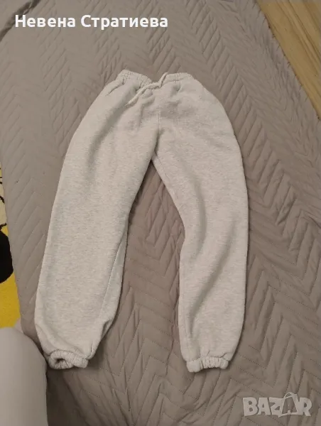 Бял  анцуг ., снимка 1