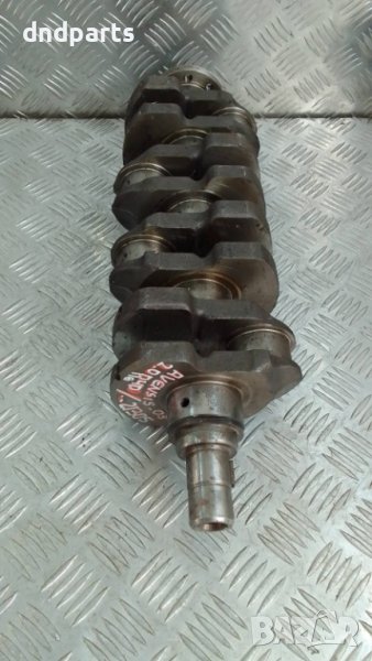 Колянов вал Toyota Avensis 2.0D4D 116кс.2003г., снимка 1